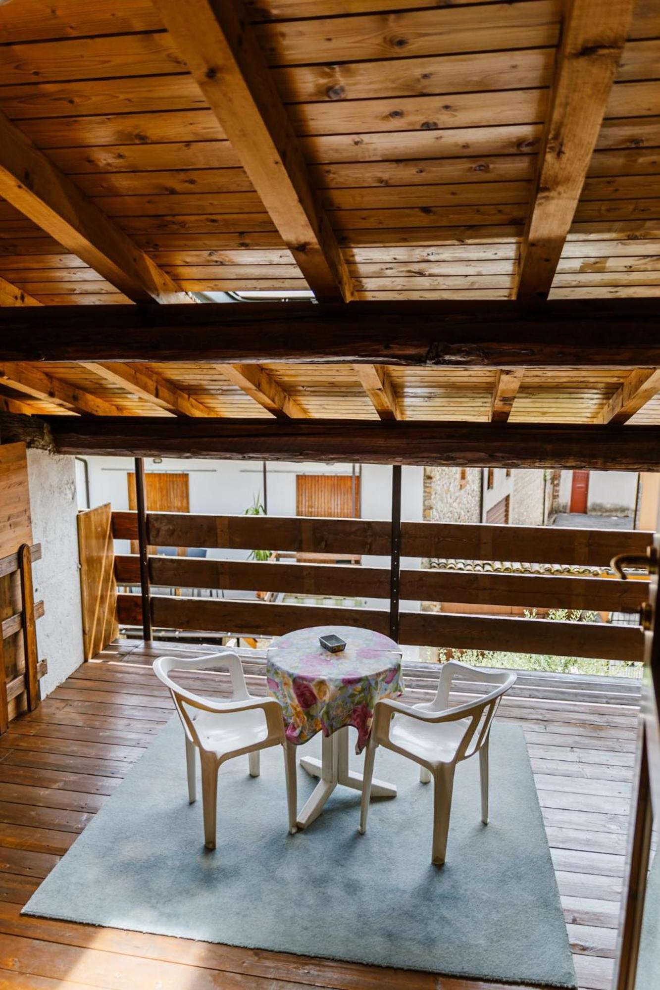 Cozy Castello Apartment Манерба дел Гарда Екстериор снимка