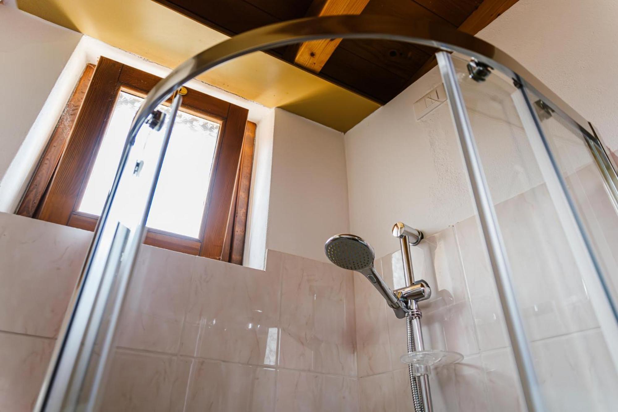 Cozy Castello Apartment Манерба дел Гарда Екстериор снимка