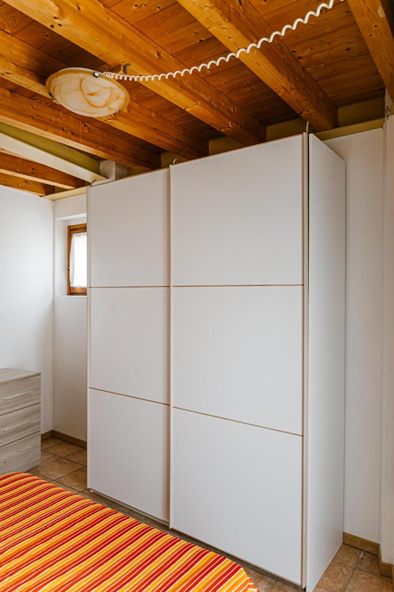 Cozy Castello Apartment Манерба дел Гарда Екстериор снимка
