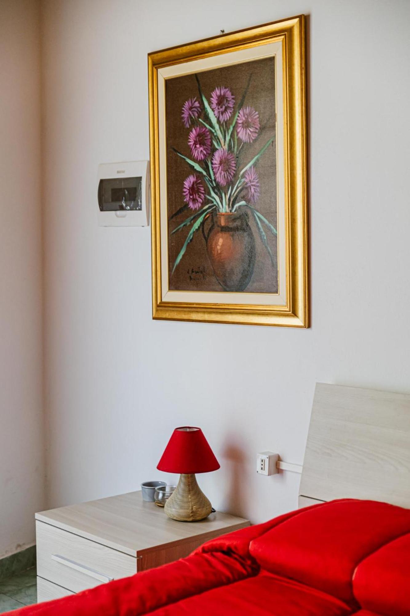 Cozy Castello Apartment Манерба дел Гарда Екстериор снимка